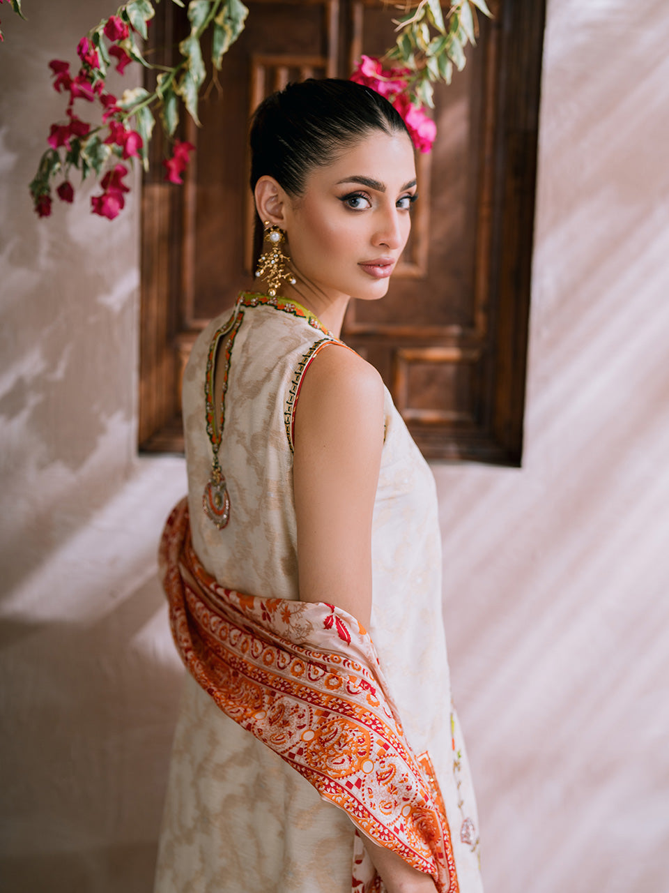 beautifully screen-printed dupatta