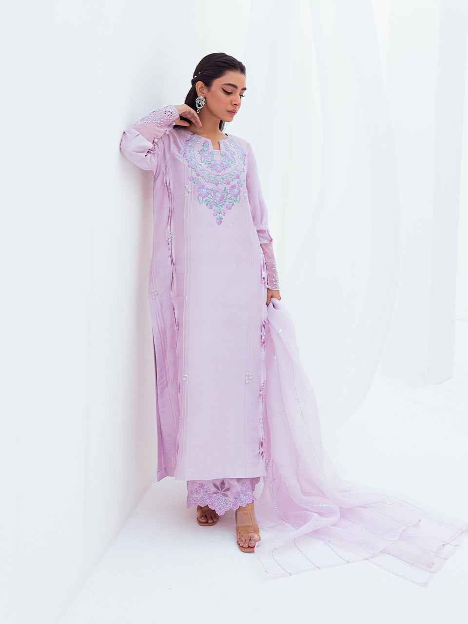Elegant lilac kurta with embroidered flair pants