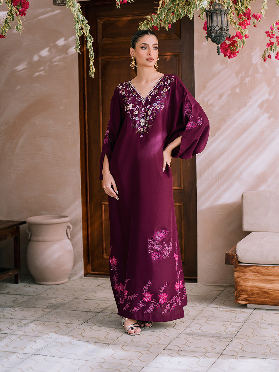 Chic kaftan outfit with Korean silk pants