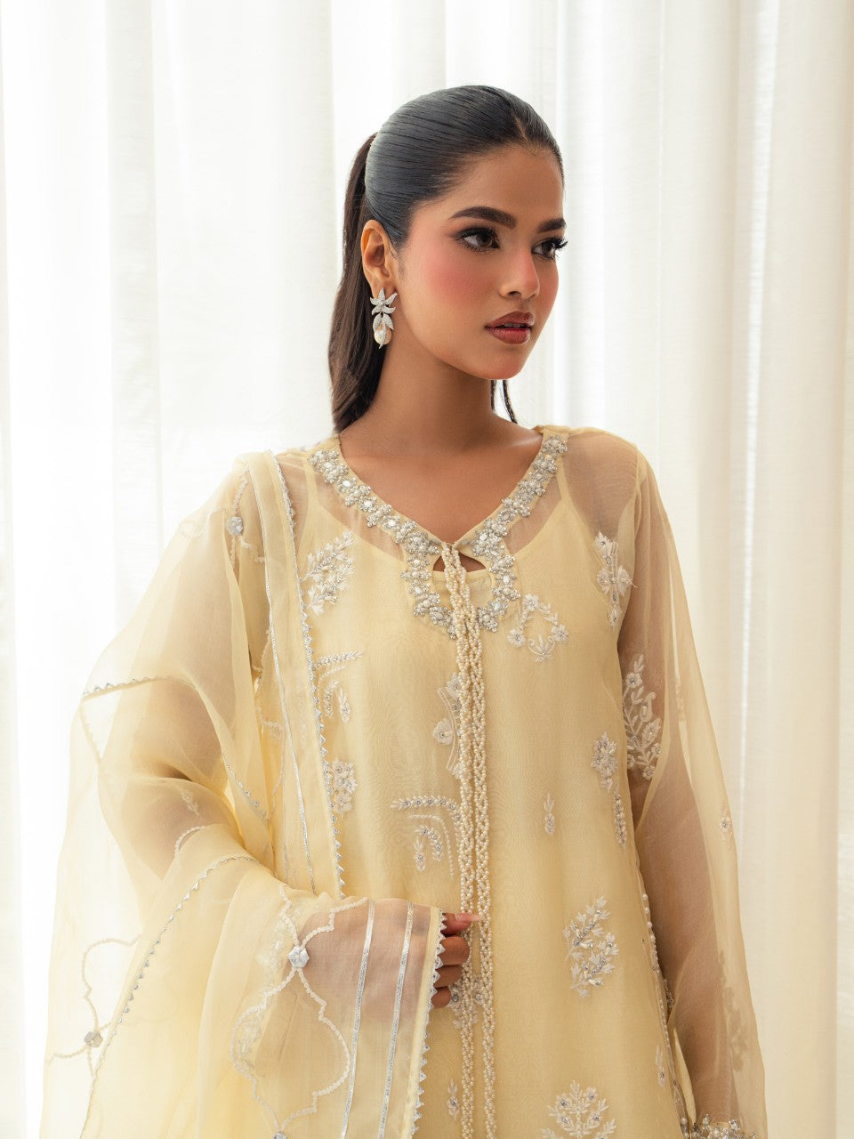 embroidered organza dupatta featuring gota details