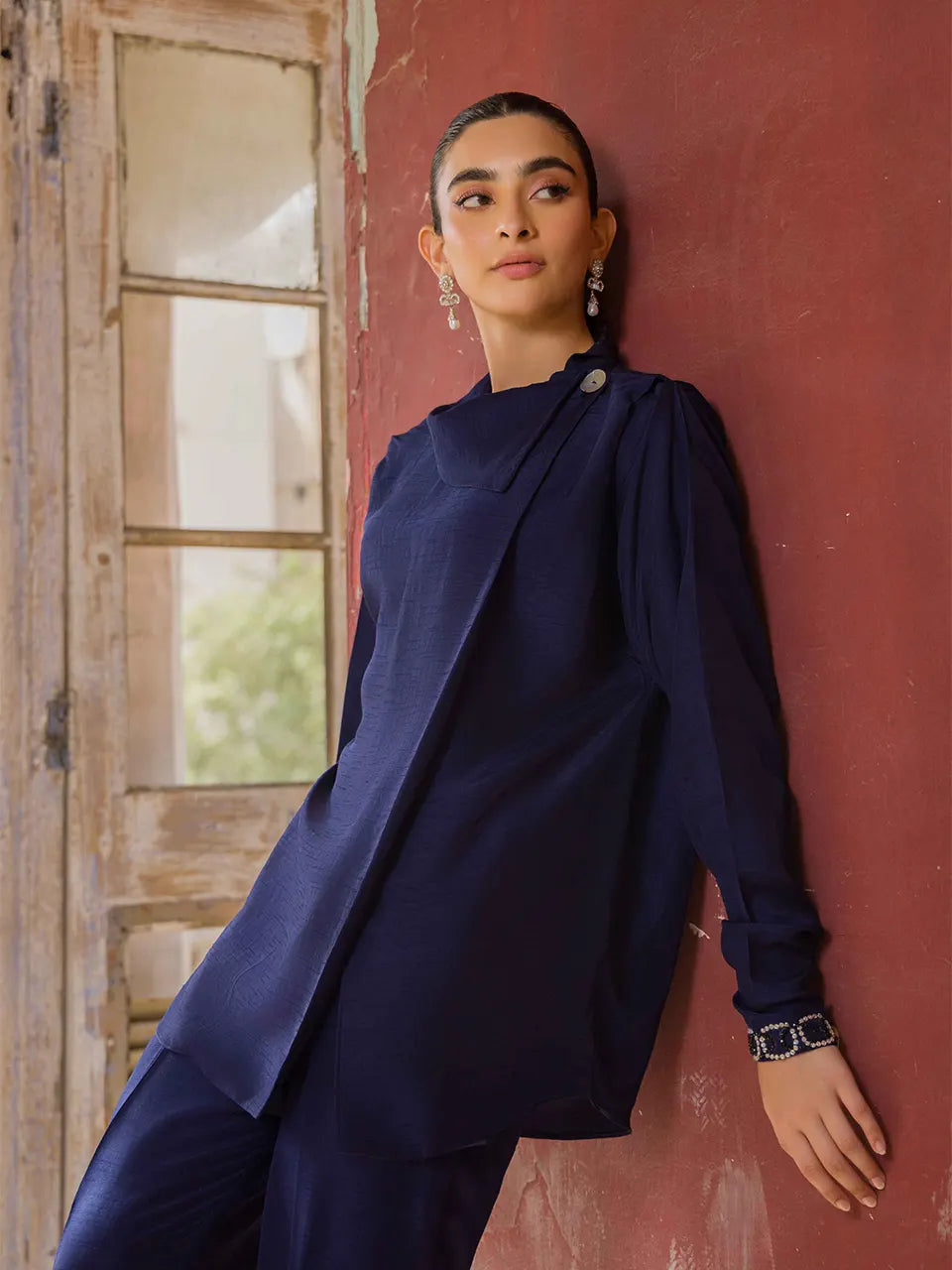 Deep blue cordset
