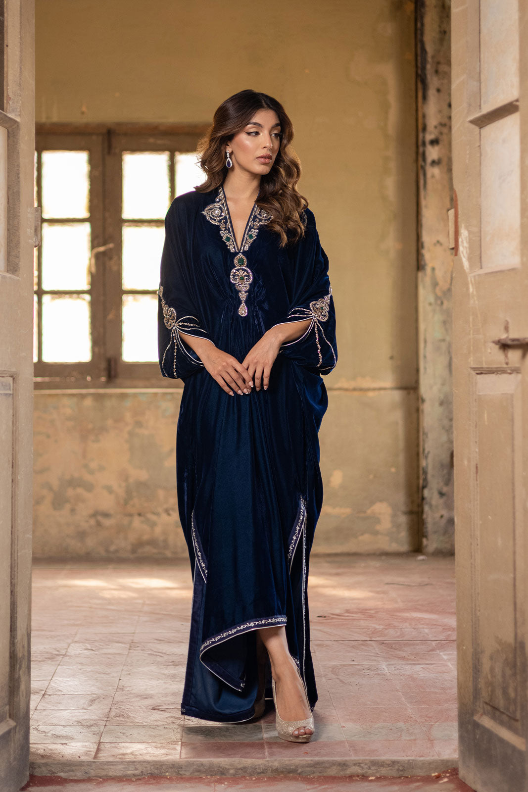 Elegant long kaftan