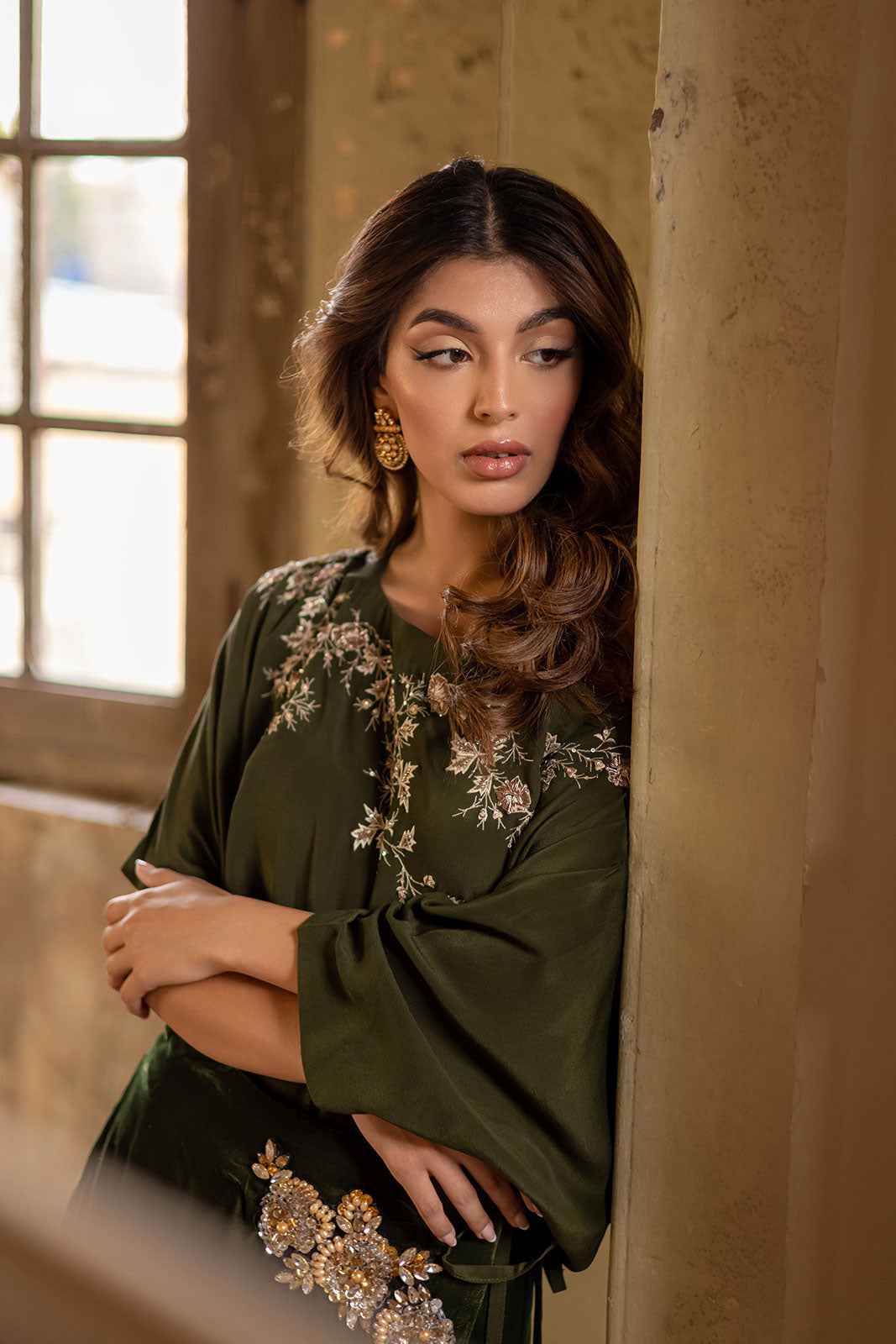 Velvet silk skirt with embroidery details