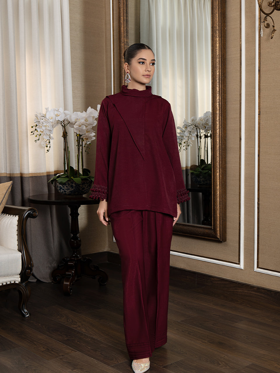 Elegant winter wear with stylish statement collar