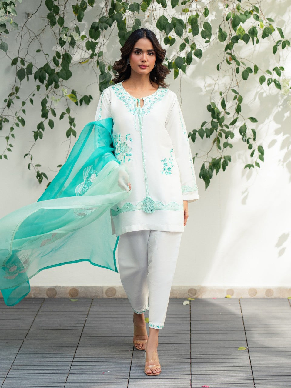 Elegant embroidered outfit